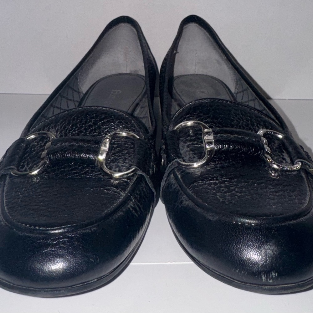 ETIENNE AIGNER WOMEN'S 7.5 BLACK LEATHER NUBBY FLAT SILVER BUCKLE ACCENT - Picture 2 of 7